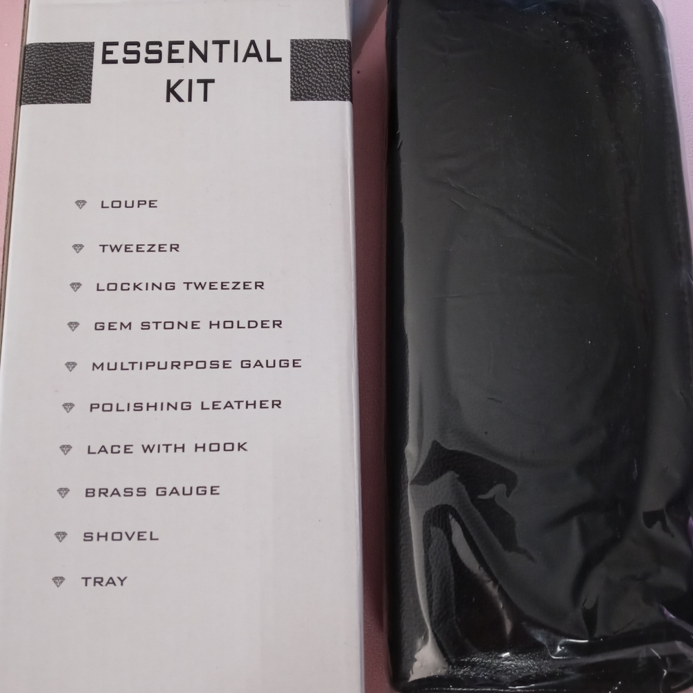 JTV Essential Jewelry Kit